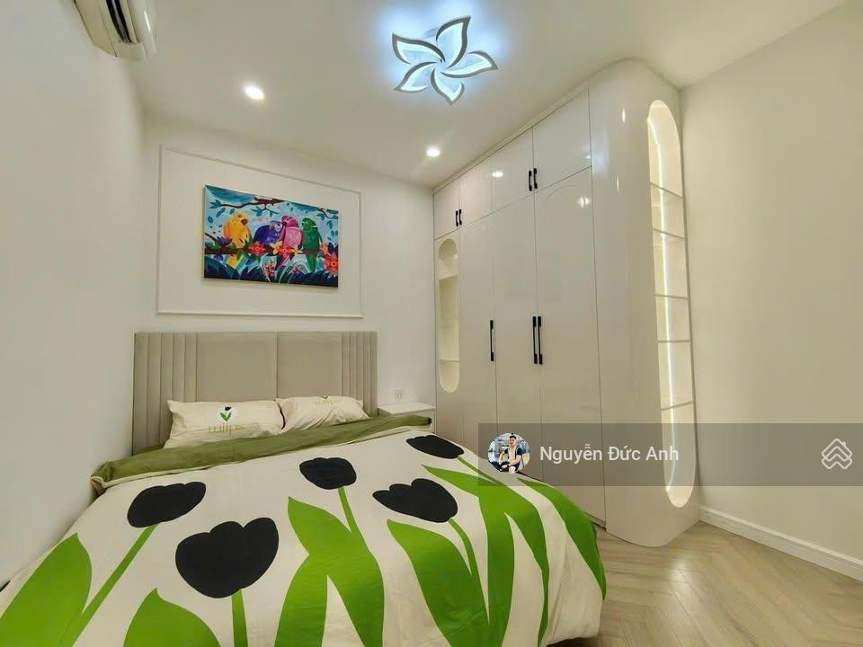 Bán căn góc 3pn2wc, 122m2, full đồ, bancong tây nam tại n03t2 ngoại giao đoàn, em đức0387 896 ***