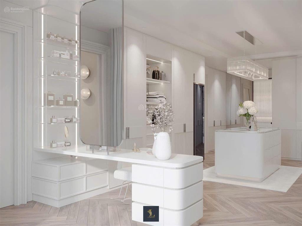 Bán căn 3pn2wc, 120m2, bancong đông, full nội thất tại n03t4 ngoại giao đoàn,em đức0387 896 ***
