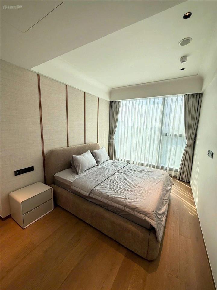 Bán căn 2pn2wc, 85m2, ban công tây, full đồ tại n03t2 ngoại giao đoàn. em đức 0387 896 ***