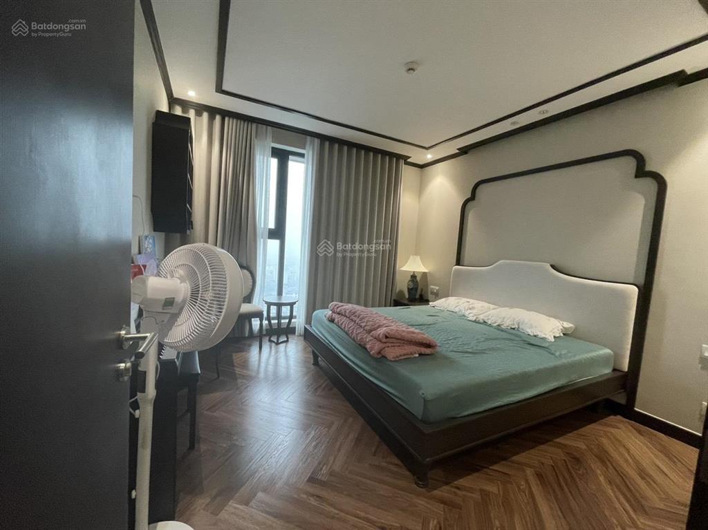 Bán căn góc 3pn2wc, 128m2, ban công đông nam tại n01  t2 ngoại giao đoàn, em đức 0387 896 ***