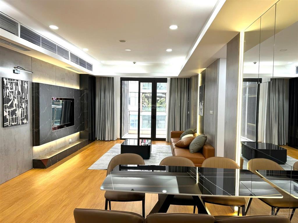 Bán căn 3pn 2wc, 93m2, full nội thất, ban công bắc tại n02t3 ngoại giao đoàn. em đức 0387 896 ***