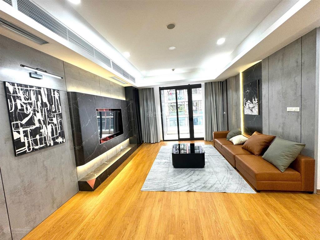 Bán căn 3pn 2wc, 93m2, full nội thất, ban công bắc tại n02t3 ngoại giao đoàn. em đức 0387 896 ***