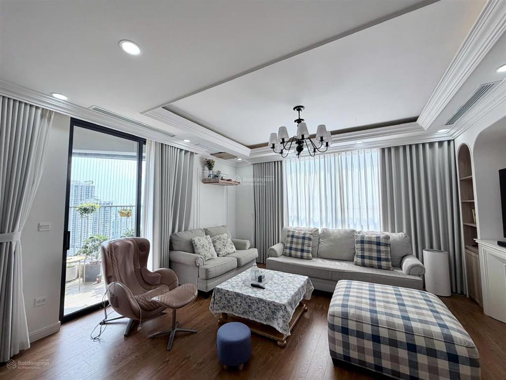 Bán căn góc 3pn 2wc, 121m2, full nội thất, ban công tây tại the park home, em đức 0387 896 ***