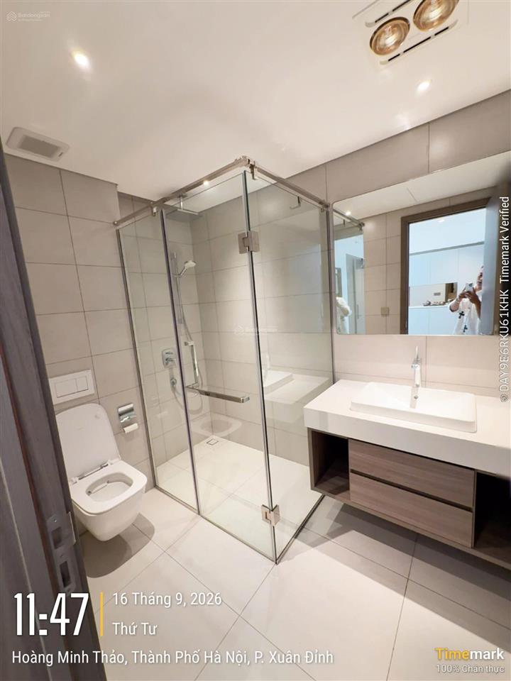 Bán căn góc 3pn 2wc, 127m2, ban công bắc tại n01  t6 ngoại giao đoàn. em đức 0387 896 ***