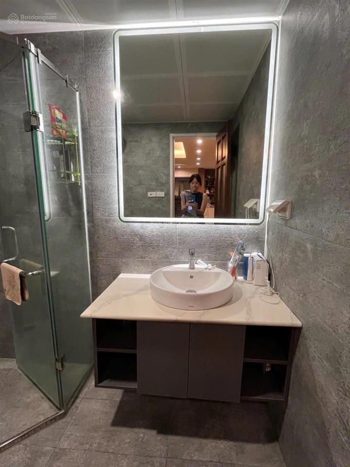 Bán căn góc 3pn2wc 128m2, bancong đông nam tại chung cư n01t2 ngoại giao đoàn, em đức 0387 896 ***