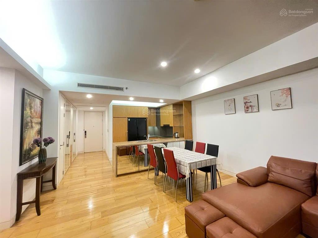 Bán căn góc 3pn2wc, 128m2, full đồ, tháp tây, bc đông bắc tại indochina plaza, em đức 0387 896 ***