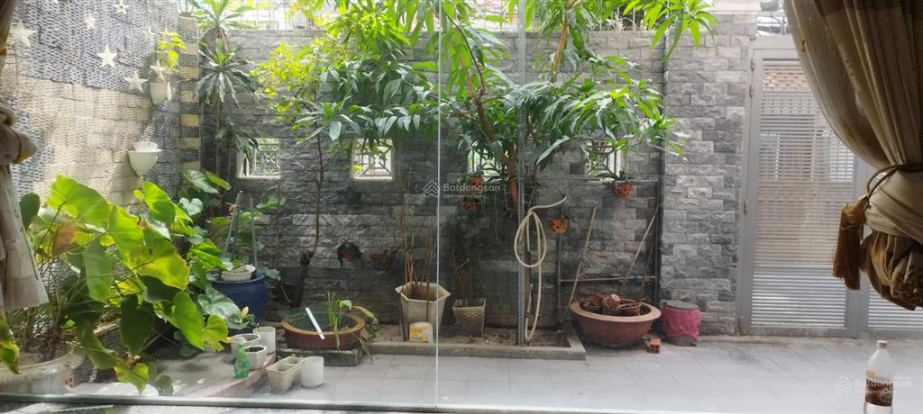 Bán biệt thự đẹp tại nguyễn trọng tuyển, 50 tỷ, 207m2, hàng hot