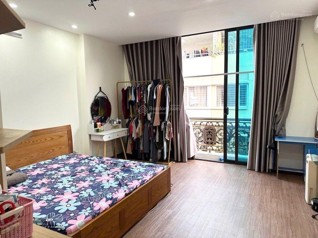 Bán gấp nhà văn phú hà đông ô tô tránh đỗ vị trí kinh doanh, 70m 5 tầng giá 18.3 tỷ