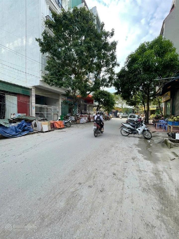 Bán gấp mảnh đất đg vạn phúc hà đông, vị trí kinh doanh, 78m2 1 tầng giá 25 tỷ