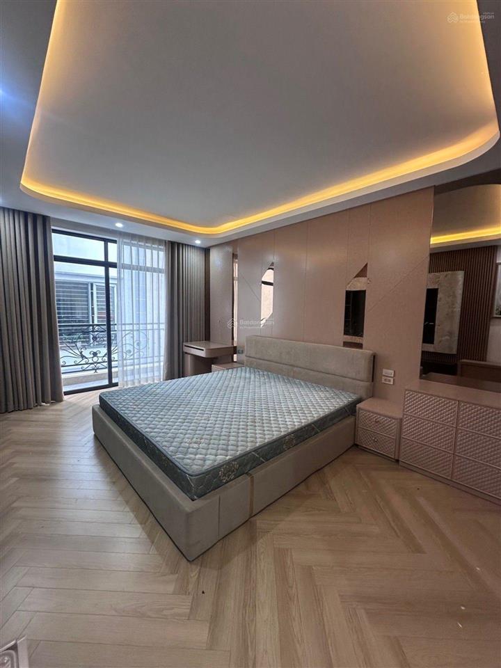 Bán gấp nhà phan đình giót, la khê, hà đông. ô tô đỗ cửa, 10m ra phố, 45m², 5 tầng, giá 12,4 tỷ