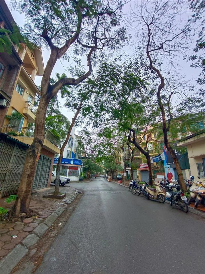 Bán gấp nhà văn quán hà đông 2 thoáng trước sau, 100m 5 tầng giá 26.5 tỷ
