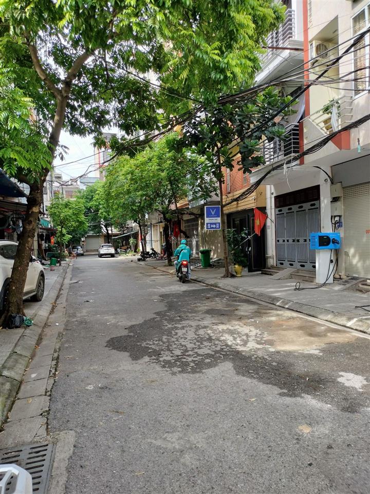 Bán gấp nhà yên phúc, văn quán, hà đông, vỉa hè ô tô tránh đỗ, 65m2 c4 chỉ 15.8 tỷ