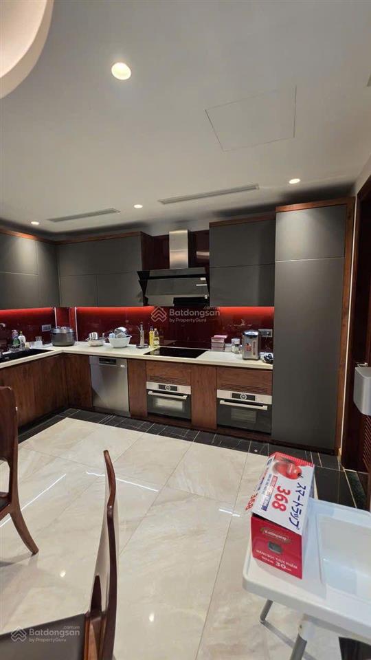 Bán gấp nhà lê trọng tấn, thanh xuân, ô tô tránh, nhà đẹp thang máy, 95m, 5 tầng, giá 30,5 tỷ