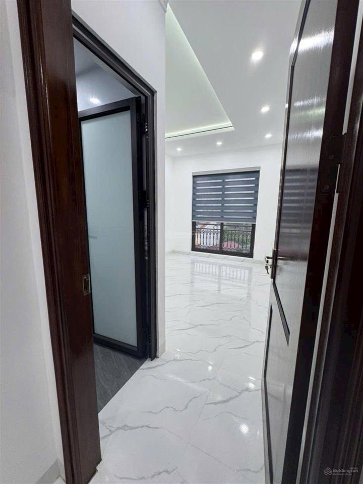 Bán gấp nhà lê trọng tấn la khê hà đông, ô tô đỗ cửa qua nhà, 54m 6 tầng chỉ 12.9 tỷ