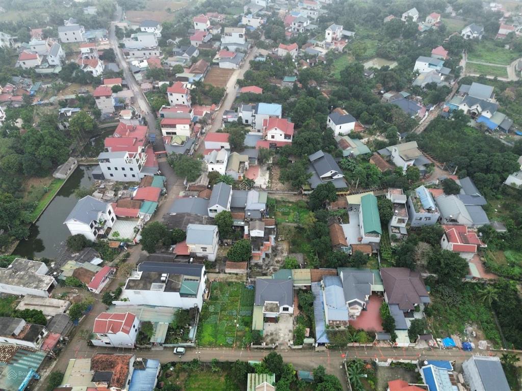 108m2  mặt tiền 5m  kinh doanh  đường thông  chỉ 2.650 tỷ