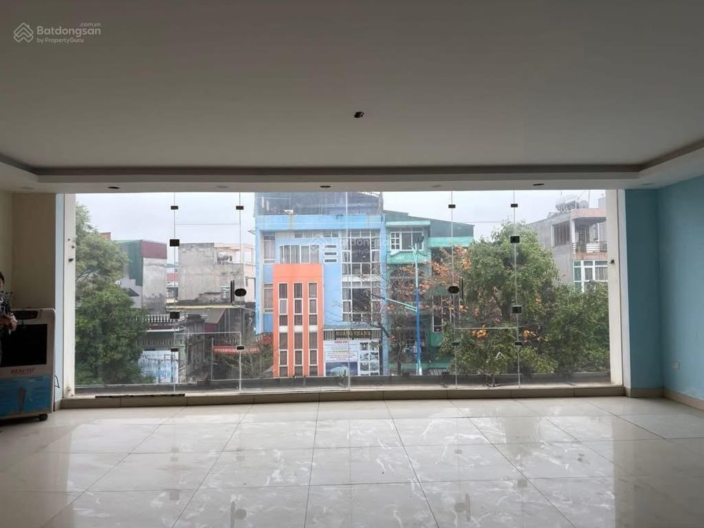 Cho thuê nhà mặt phố hồng quang cách bưu điện tỉnh 600m