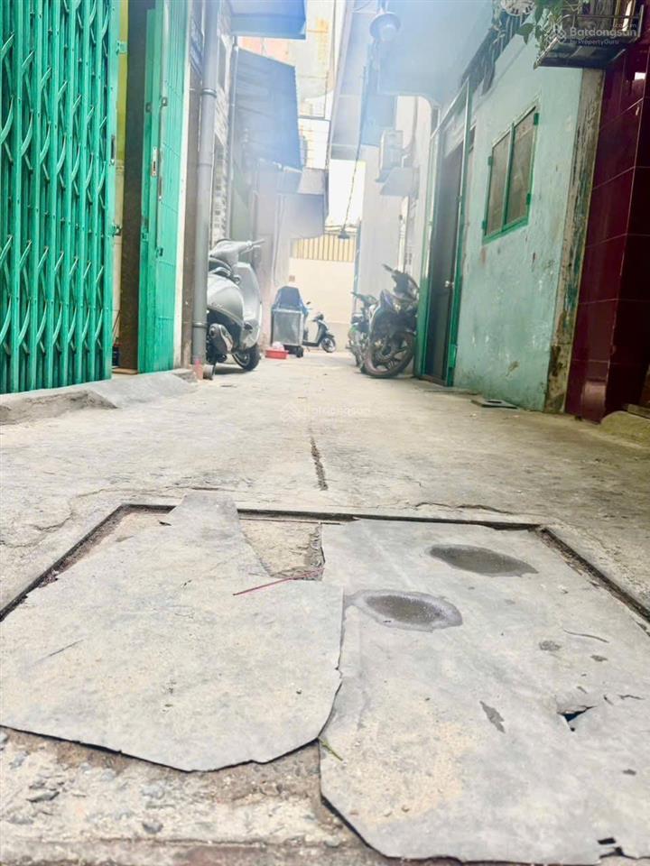 Bán nhà mới đường lạc long quân, quận 11, giá bán 2,89 tỷ đồng
