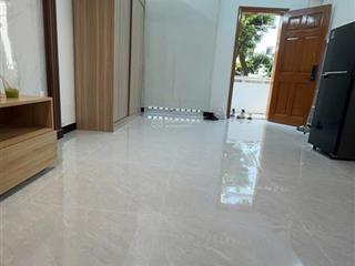 Bán chung cư mặt tiền nguyễn trãi, quận 5  dưới 3 tỷ