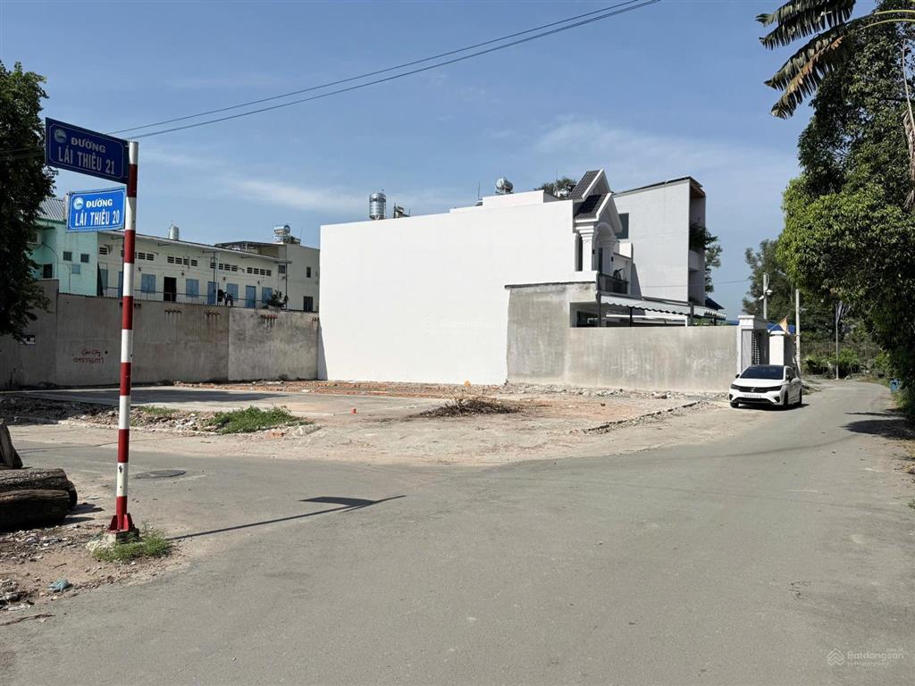 Gấpppp ! bán lô góc 2 mặt tiền tại kp bình hoà, đường lái thiêu 20, giá cực chất 4,45 tỷ, 137,8 m2