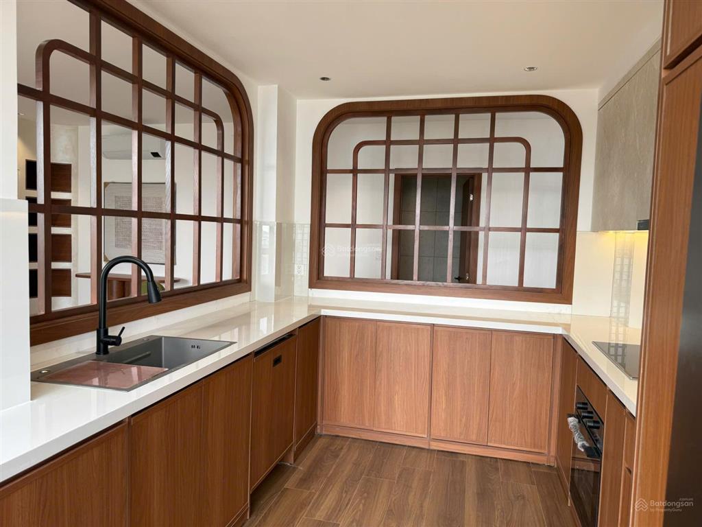 View đẹp, nhà mới, 120m23pn, full nội thất , sổ, ô xe , giá 10 tỷ 950 tl, tại pmh,  0966 733 ***