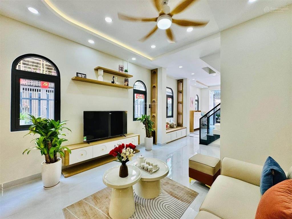 Nguyễn văn lượng  hxt thông  4 tầng btct  ngang gần 5m  full nội thất  nhỉnh 8tỷ