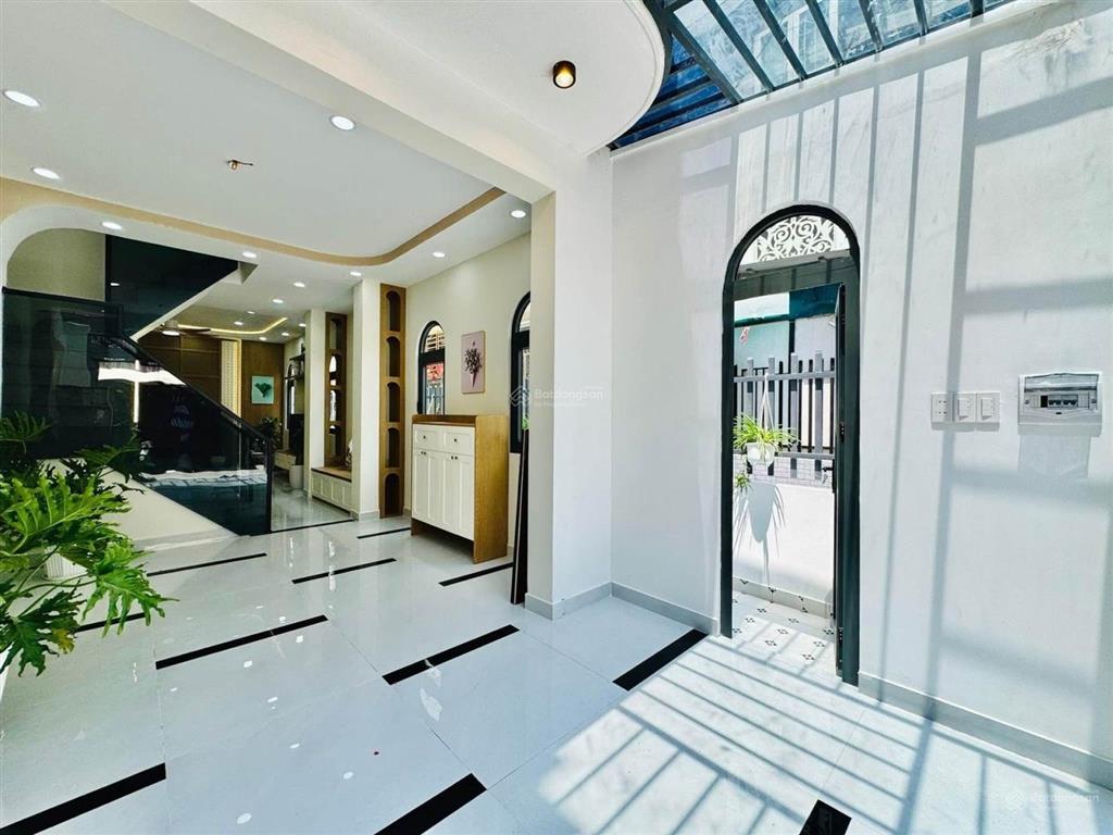 Nguyễn văn lượng  hxt thông  4 tầng btct  ngang gần 5m  full nội thất  nhỉnh 8tỷ