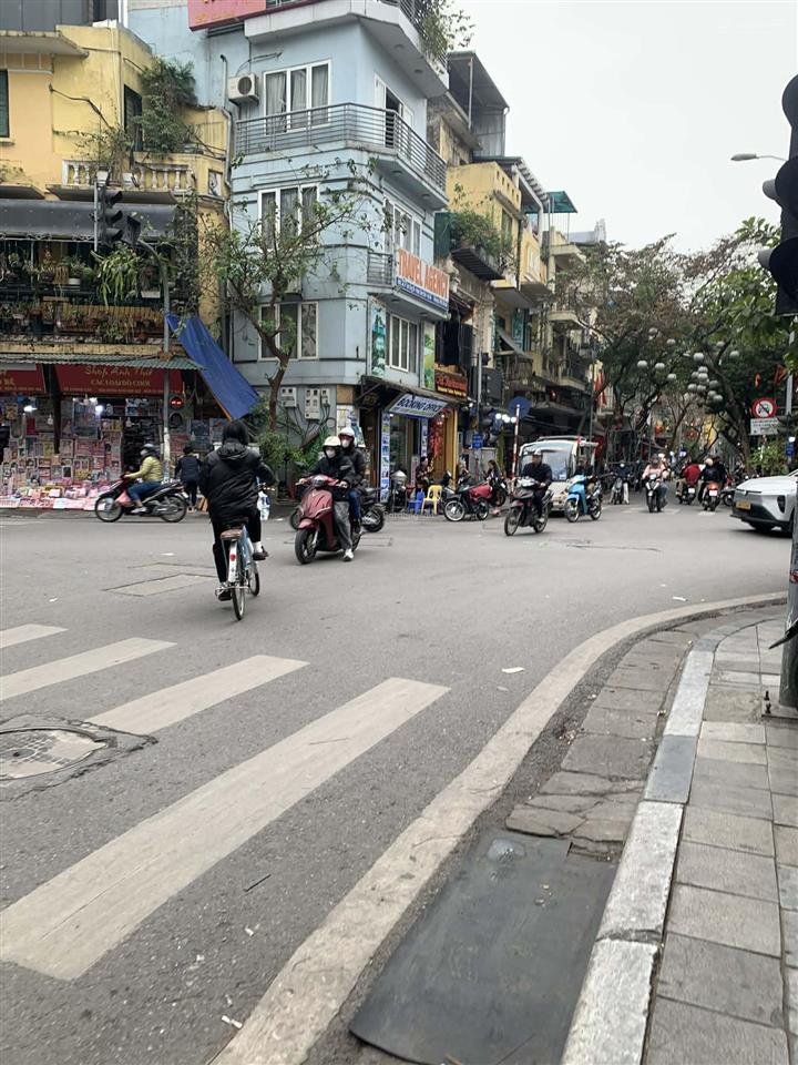 Bán mặt phố bát đàn hoàn kiếm 80m mt 5m nhỉnh 50 tỷ kinh doanh tấp nập vài bước ra hồ gươm phố cổ