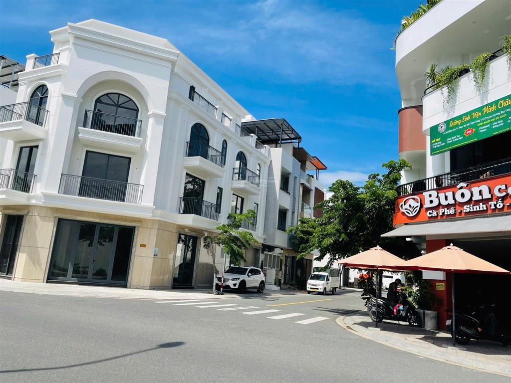 Nhà phố căn góc 4 tầng kđt vcn phước long 2  vị trí đẹp, giá trị khai thác cao