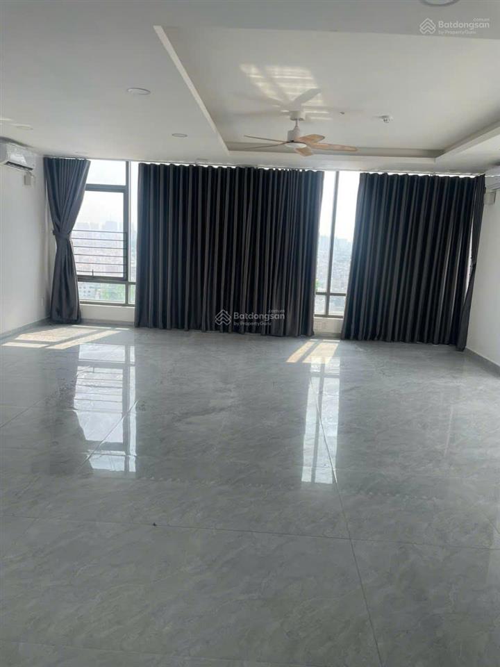 Cho thuê penthouse chung cư bảy hiền , 240m , 4pn , 4wc , giá 30tr ,  0909 455 *** trung
