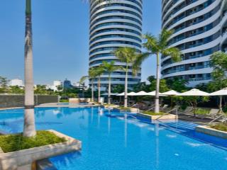 Cần bán căn hộ chung cư city garden q. bt, 75m2, 1pn, giá 7.75 tỷ,  0909 455 *** trung