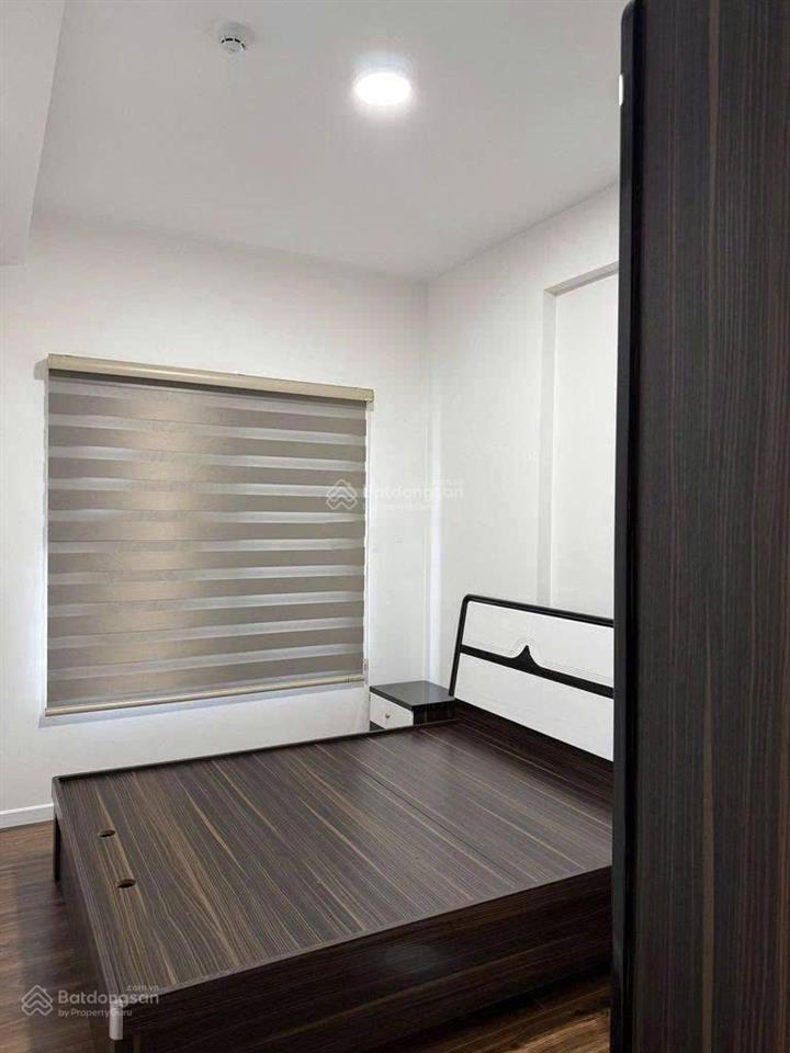Cần bán căn hộ chung cư thuận việt, q. 11, 62m2, 2pn, giá 4.4 tỷ,  0909 455 *** trung