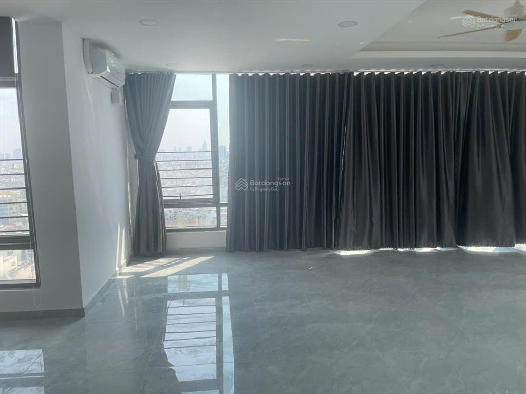Cho thuê penthouse chung cư bảy hiền, 240m, 4pn, 4wc, giá 30tr,  0909 455 *** trung