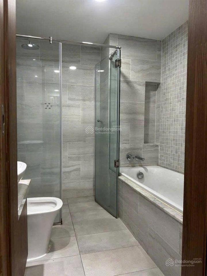 Bán chcc the prince, phú nhuận, dt 140m2, 3pn, 2wc, full nội thất, giá 15 tỷ,  0909 455 ***