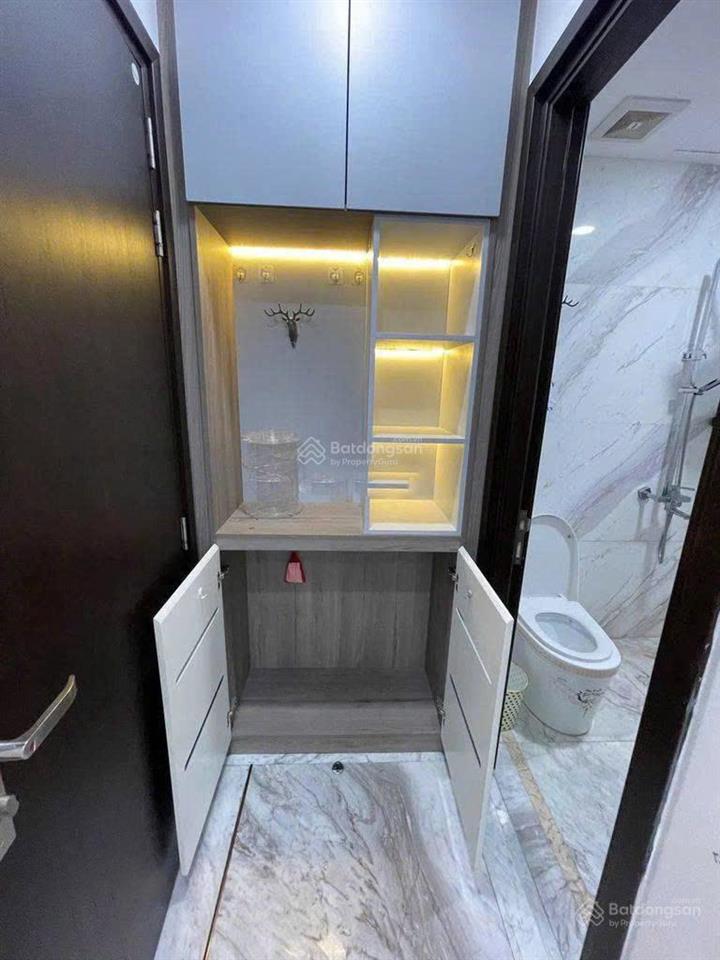 Bán căn hộ cc đất phương nam, q bình thạnh, 141m, 4pn, 2wc, nhà siêu đẹp, giá 8 tỷ,  0909 455 ***