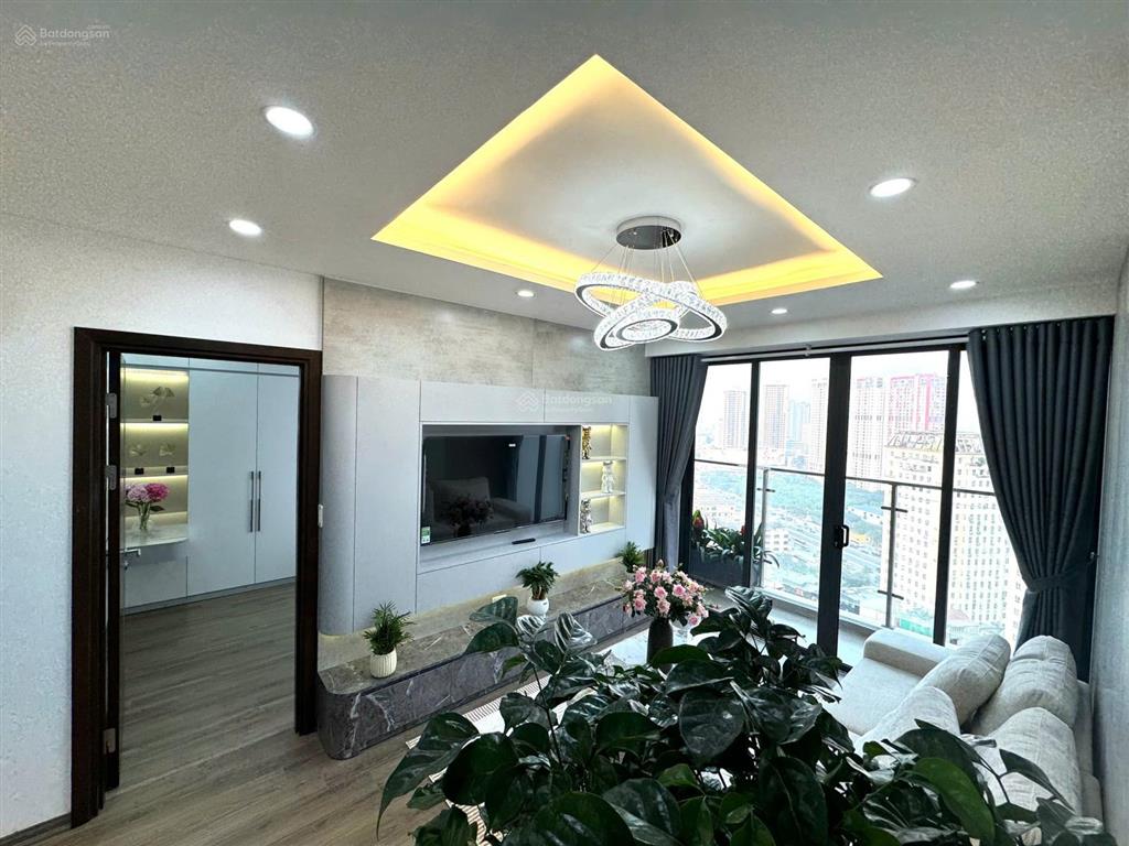 Discovery complex căn 2n full nội thất cho thuê giá tốt nhất 17tr/tháng.  0869 952 ***