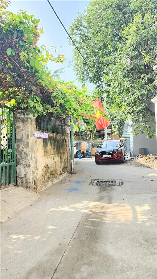 Chỉ 3.99tỷ, đất hxh linh trung 62m2 xây tự do, 200m tới lê văn chí, 2p tới metro