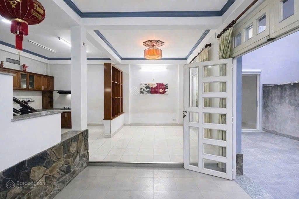 Nhỉnh 4t  51m2 nhà 2 tầng hẻm linh trung gần hoàng diệu 2