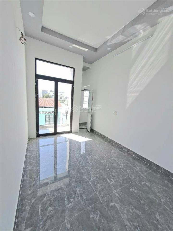 Chỉ 3,8 tỷ nhà chợ thủ đức, 4 phòng ngủ, mới đẹp