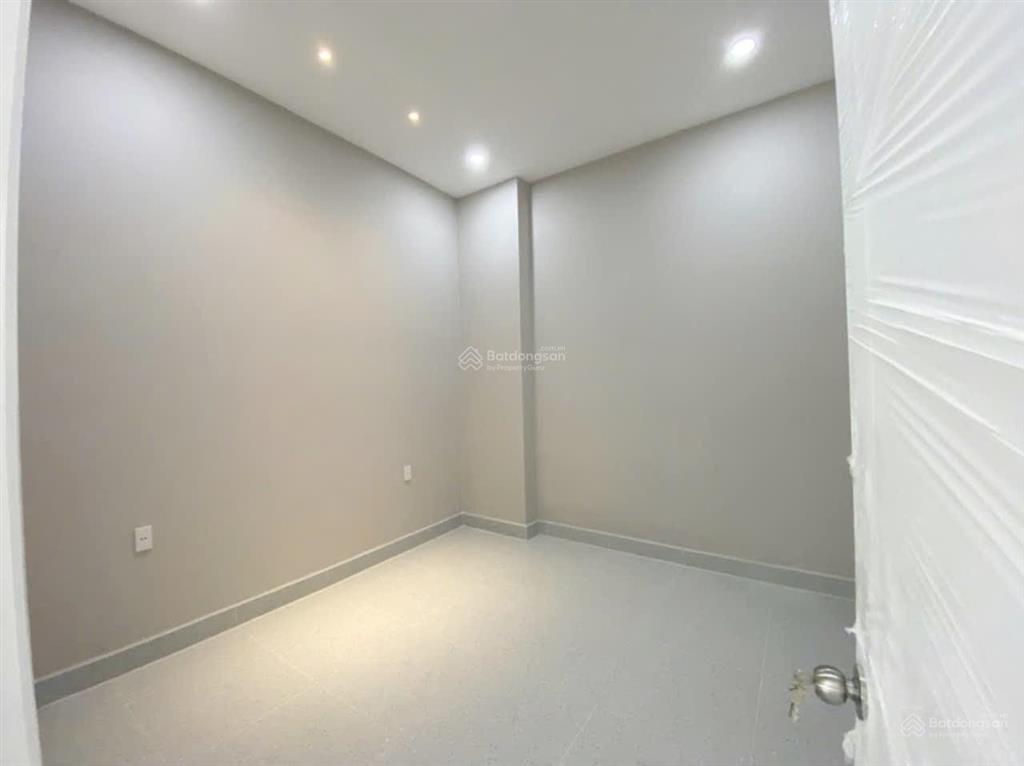 Linh chiểu thủ đức hẻm xe hơi chỉ 6 tỷ  75 m² nhà 2 tầng