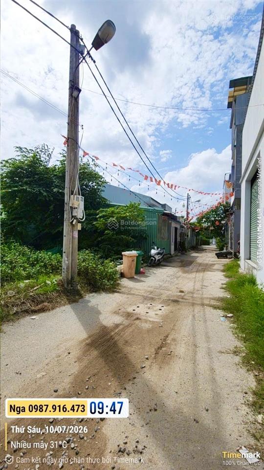55 m2 vuông a4  mặt tiền vành đai 2  mặt sau giáp hẻm nhựa 4,5m  trung tâm linh đông
