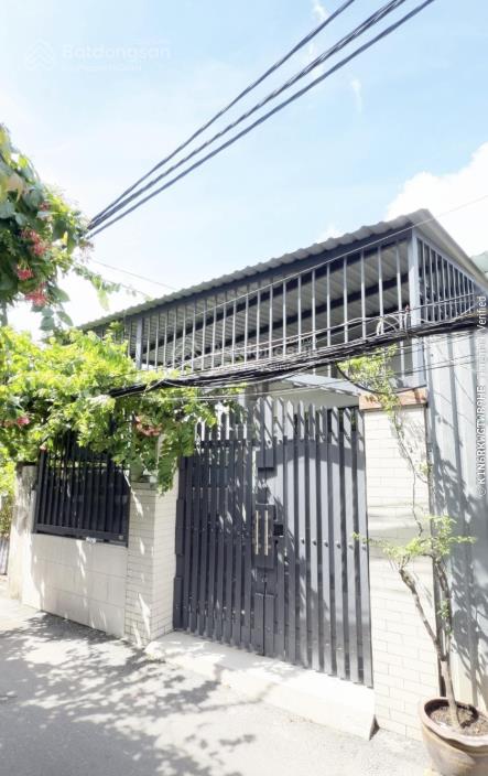 75m2  nhà trường thọ  5,7 tỉ  hẻm vf3 đi 200m tới vành đai 2  ngang 5m thoáng