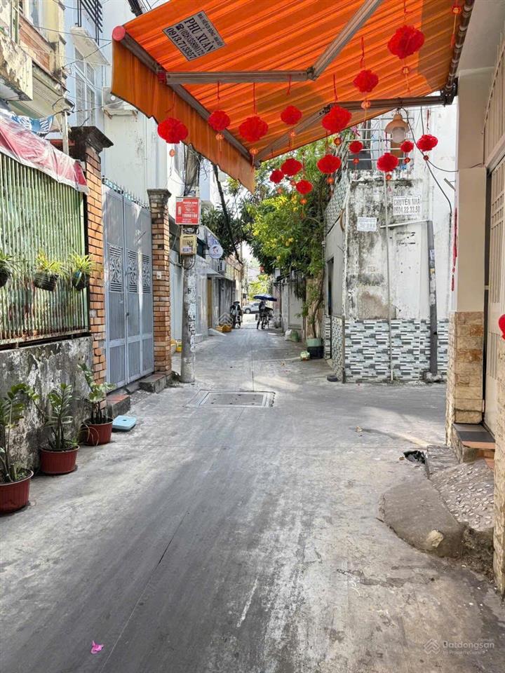 Nhà gò vấp giá 3.69 tỷ, giáp ranh bình thạnh