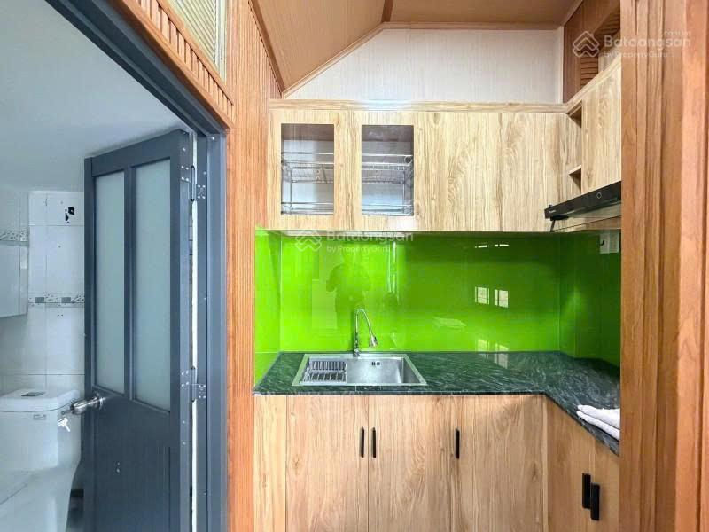 2 tầng  lê quang định, p7, bình thạnh  10m ra ô tô  nhà mới 3.9 tỷ.