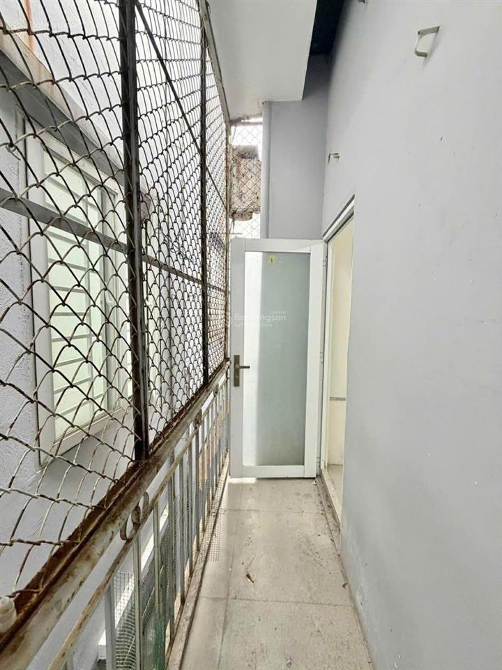 Hẻm nhựa ô tô huỳnh văn bánh, phú nhuận  46m2 sổ đẹp a4  2 tầng  khu sang  8.5 tỷ.