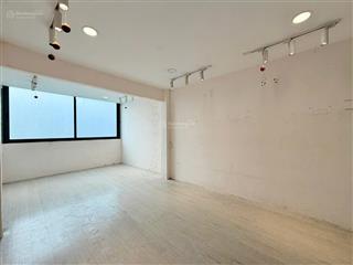 Hẻm nhựa ô tô huỳnh văn bánh, phú nhuận  46m2 sổ đẹp a4  2 tầng  khu sang  8.5 tỷ.