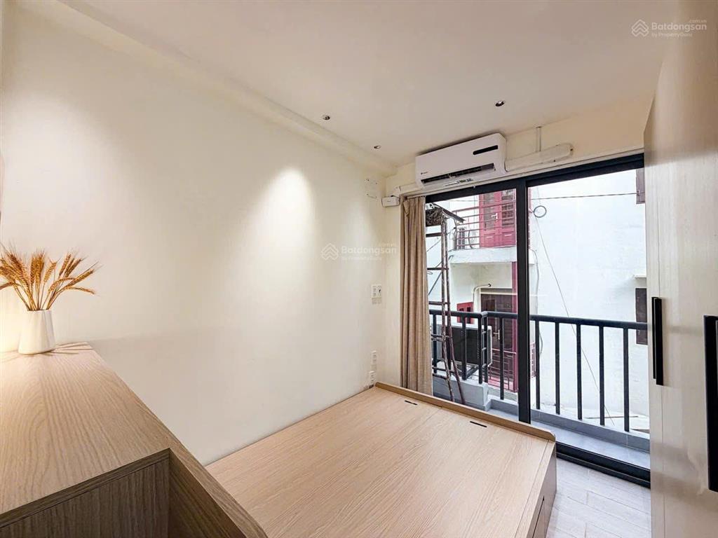 Át mặt tiền  full nội thất ở ngay  phan đình phùng, p1 phú nhuận  3 tầng  2pn 3wc  4.79 tỷ