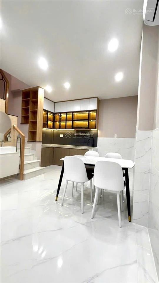 Sát mặt tiền  nhà đẹp lung linh điện biên phủ, p17, bình thạnh  4m x 8m 2 tầng 2pn 2wc 6.35 tỷ