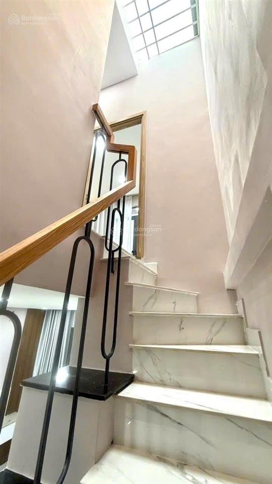 Sát mặt tiền  nhà đẹp lung linh điện biên phủ, p17, bình thạnh  4m x 8m 2 tầng 2pn 2wc 6.35 tỷ