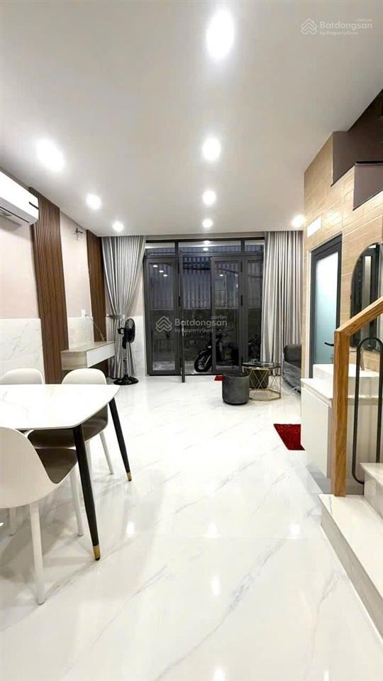 Sát mặt tiền  nhà đẹp lung linh điện biên phủ, p17, bình thạnh  4m x 8m 2 tầng 2pn 2wc 6.35 tỷ