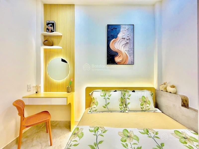 Nhà đẹp sát mặt tiền xô viết nghệ tĩnh, p26, bình thạnh  3m x 7.2m 3 tầng 3pn 3wc giá 4.39 tỷ